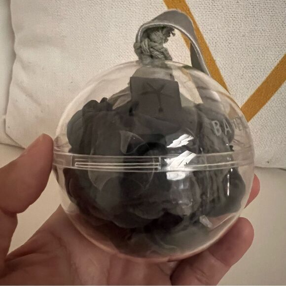BAREFOOT DREAMS LUXECHIC AND SILK SCRUNCHIE SET Black NEW MSRP $45 main image 6